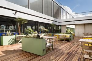 Novotel Paris Charles De Gaulle Airport - Amenities and Services