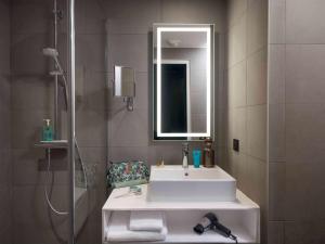 Novotel Paris Vaugirard Montparnasse - Facilities and Amenities