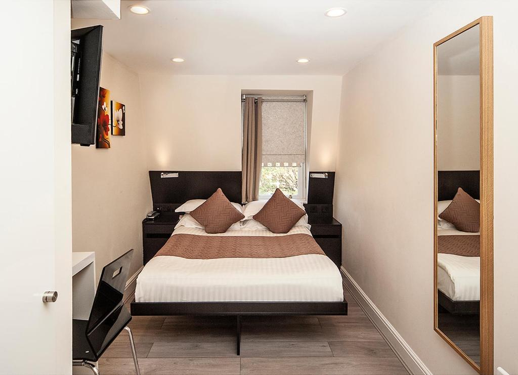 NOX Olympia - Room Features