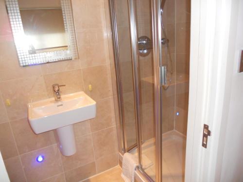 NOX West End Lane I - Amenities Available