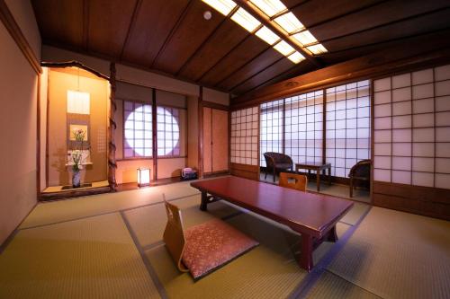 Ohanabo - Dining Options