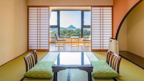 Ooedo Onsen Monogatari Amakusa Hotel Kameya - Guest Reviews