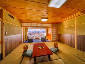 Ooedo Onsen Monogatari Dogo - Accommodation Options