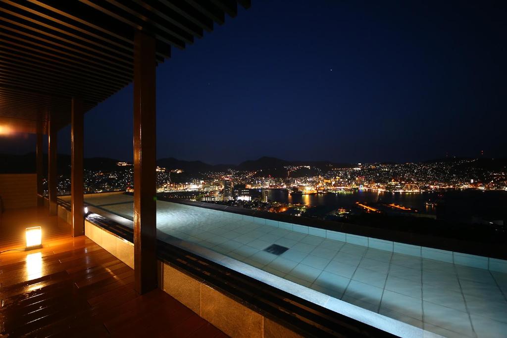 Ooedo Onsen Monogatari Nagasaki Hotel Seifu - Accommodation Features