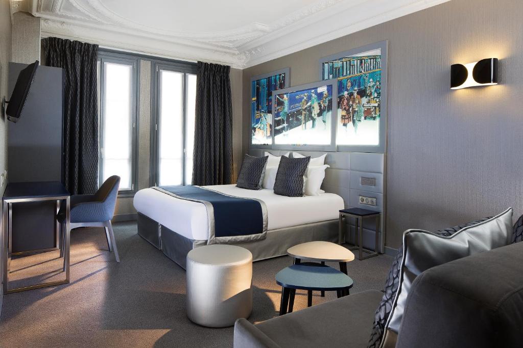 Palym Hotel Review: A Parisian Gem - Room Amenities and Accommodations