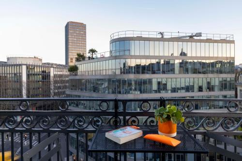 Paris Art Hotel Quartier Latin by Malone - Hotel Amenities and Services