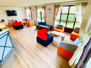 Pavillon Des Gatines Hotel - Amenities and Services Offered