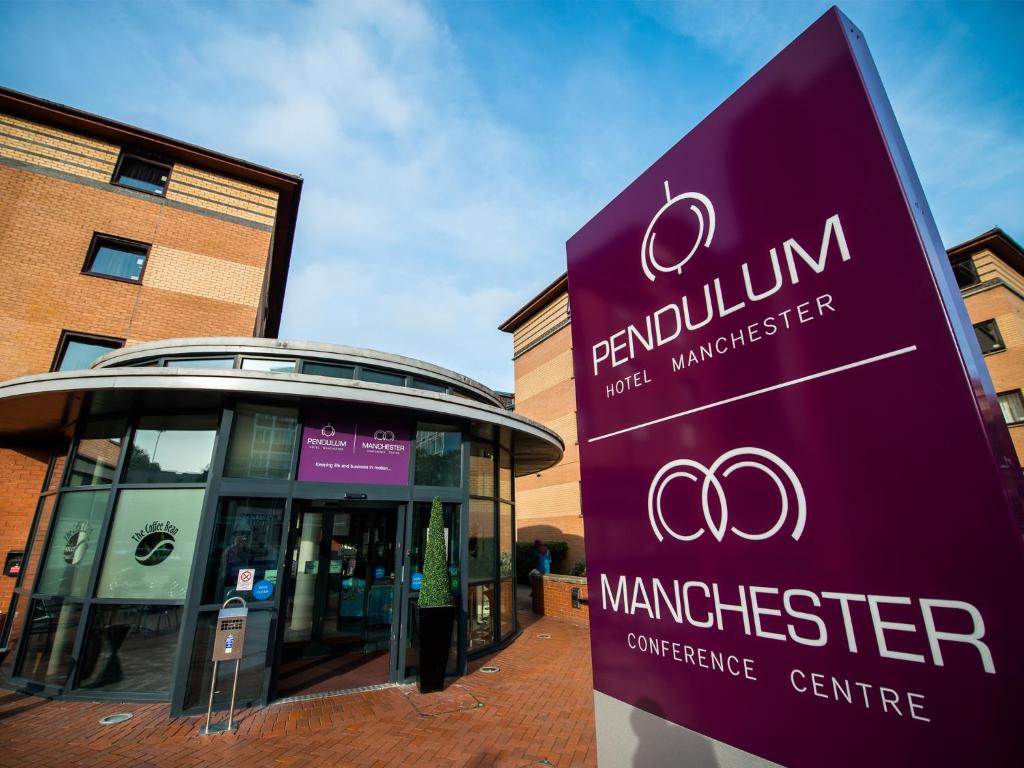 Pendulum Hotel Review