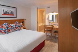 Queensway Hotel, Sure Hotel Collection by Best Western - Facilities and Services