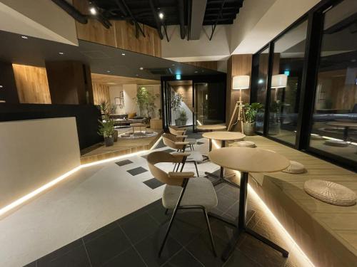 R Hotel Namba Review