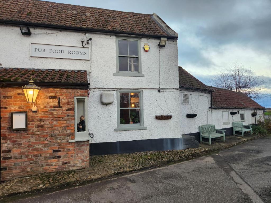 Red Lion Inn & Motel Review