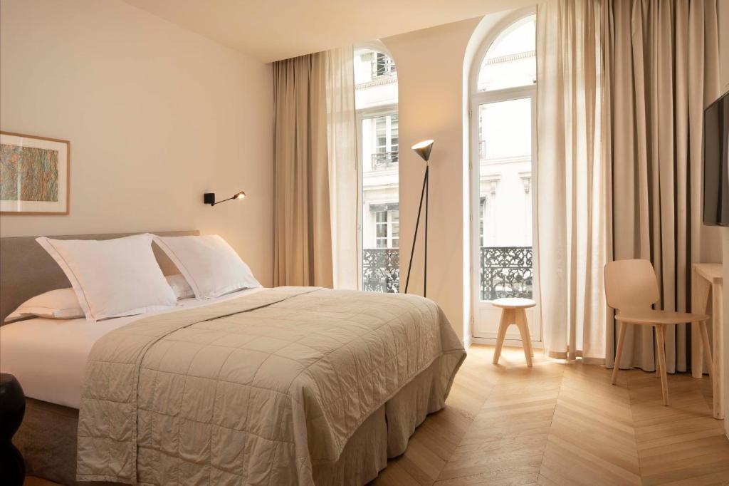 Residence Nell Paris - Amenities and Services