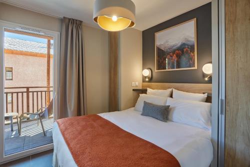 Residence Prestige Odalys Le Mont D'auron - Accommodation Features