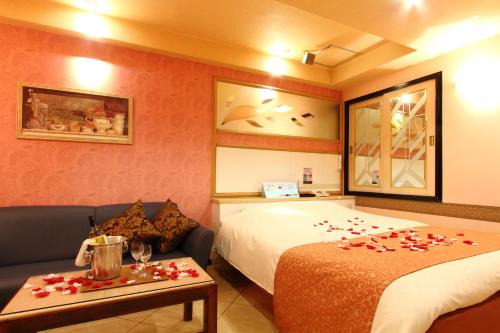 Restay Fuchu (Adult Only) - Room Amenities and Facilities