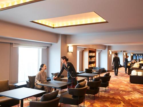 RIHGA Royal Hotel Osaka - Dining and Culinary Options