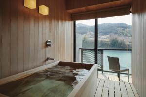 River Retreat Garaku - Accommodation Options