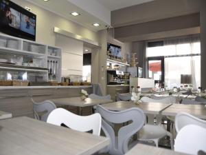 Riviera Eden Palace - Amenities Offered