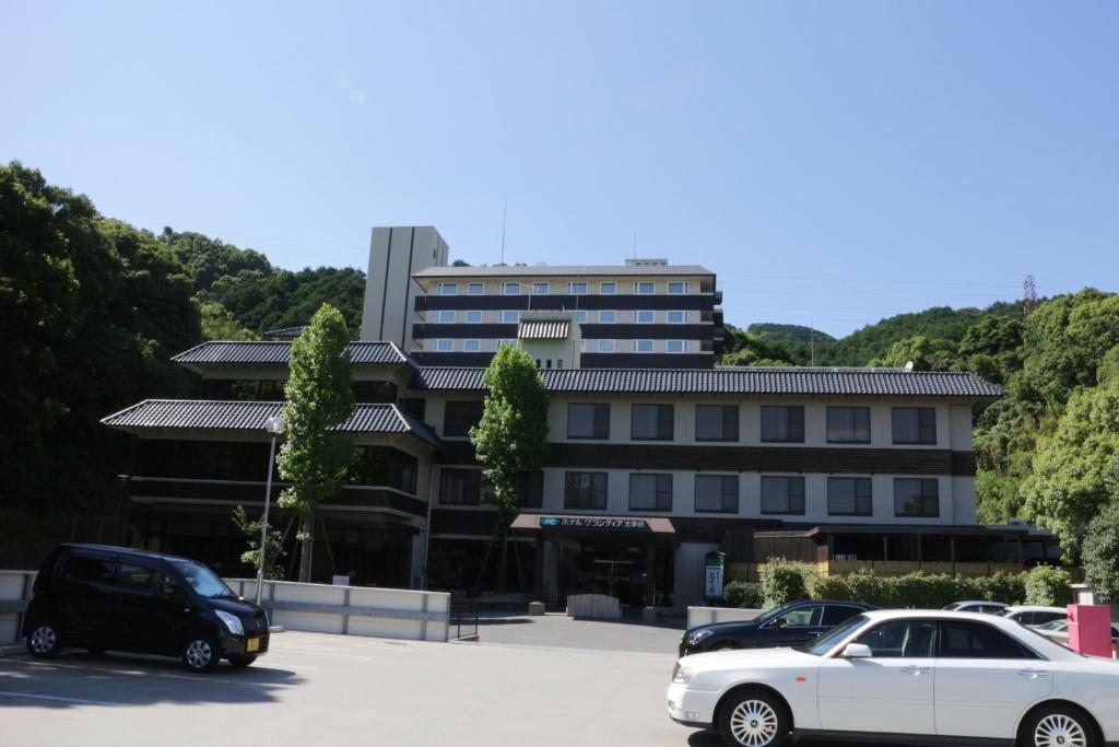 Route Inn Grantia Dazaifu - Room Types