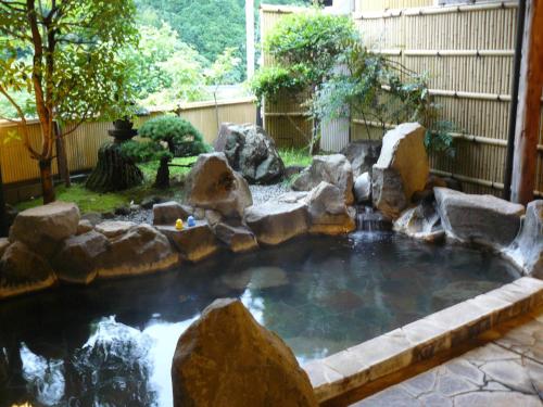 Ryokan Yamashiroya - Location and Accessibility