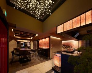 Sakura Sky Hotel - Amenities and Services
