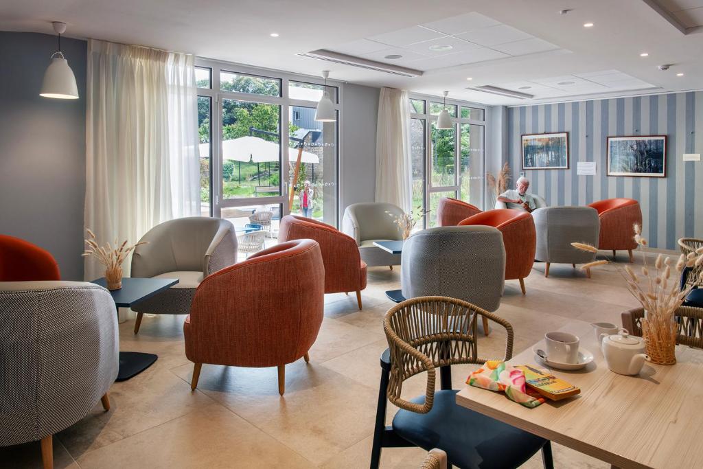 Senior Residence Services - Domitys The Gardens of Ahna - Accommodation and Amenities