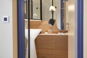 Sévigné Hotel - Facilities and Amenities