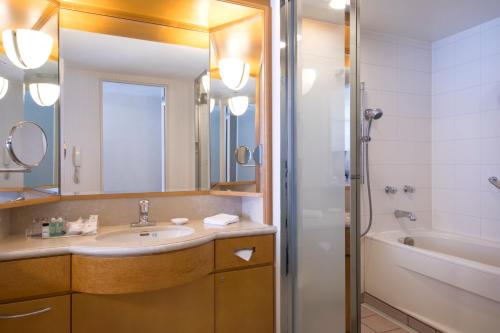 Sheraton Grande Tokyo Bay Hotel - Guest Ratings and Feedback
