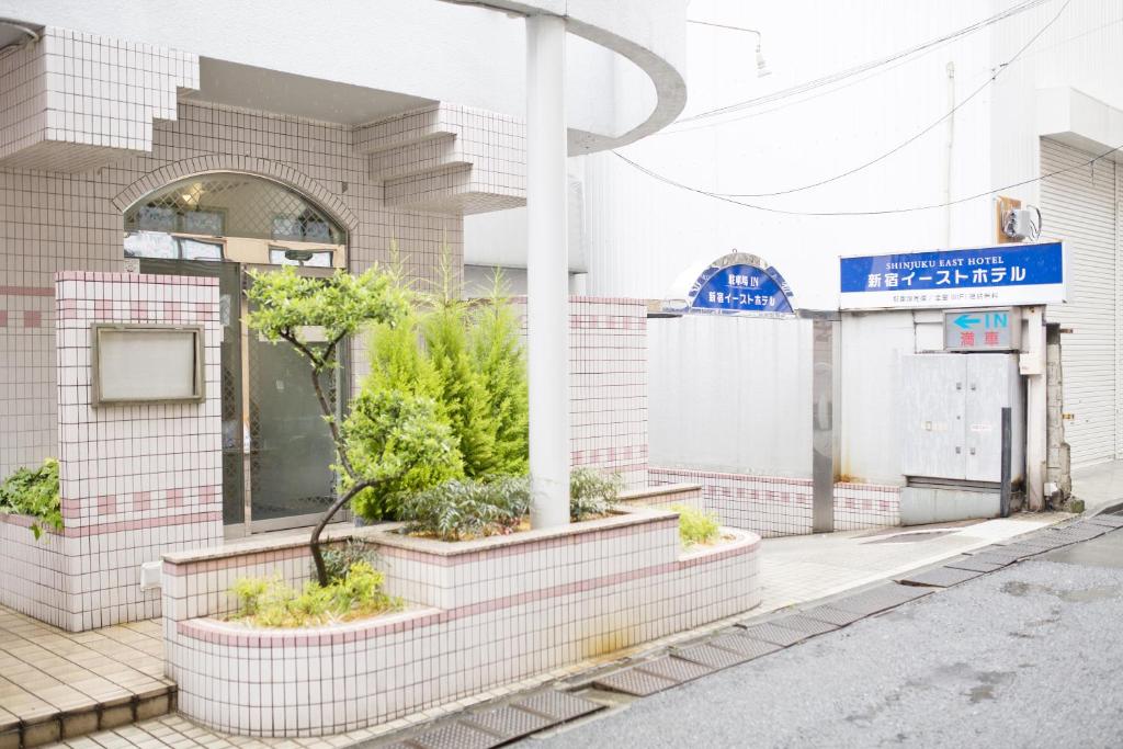 Shinjuku East Hotel - Accommodation Details