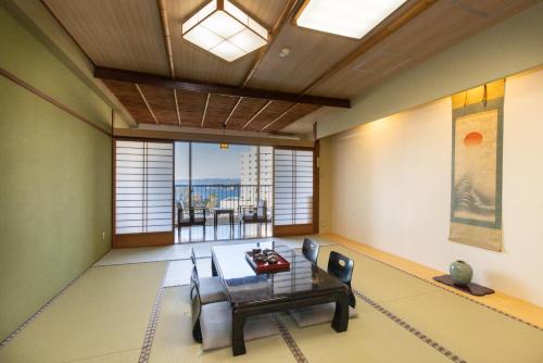 Shirahama Onsen Kishu Peninsula Review