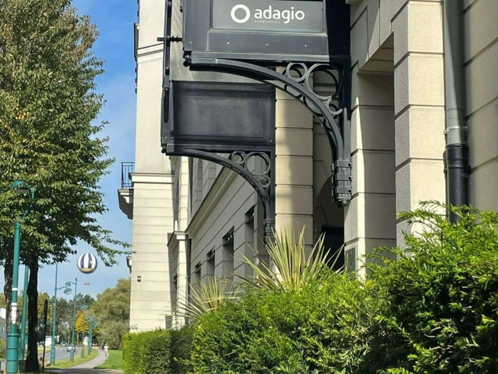 Slow Serris Valley of Europe - Attractions Near Serris