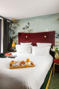 Snob Hotel - Location Highlights