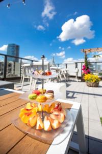 SOLA HOTEL - Guest Ratings and Feedback