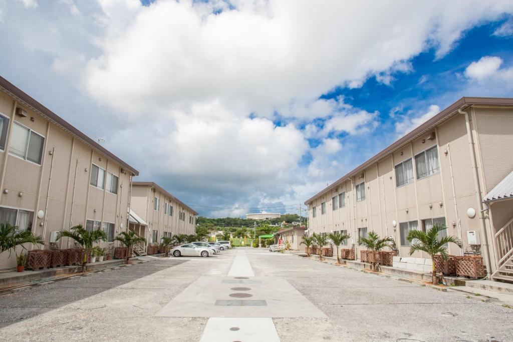 Southern Village Okinawa - Facilities and Services