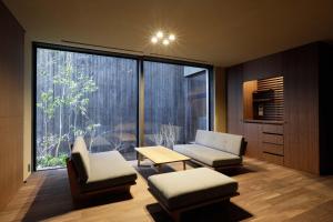 Sowaka - Location and Attractions