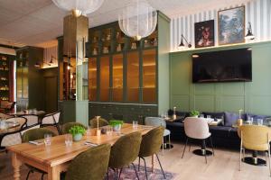 Square Lodge Hotel La Roche Sur Yon - Handwritten Collection - Amenities and Services