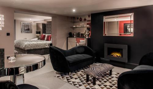 Square Townhouse - Guest Reviews and Ratings