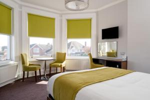 St Andrews Hotel - Accommodations