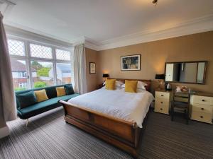St Georges Guest House - Amenities and Facilities