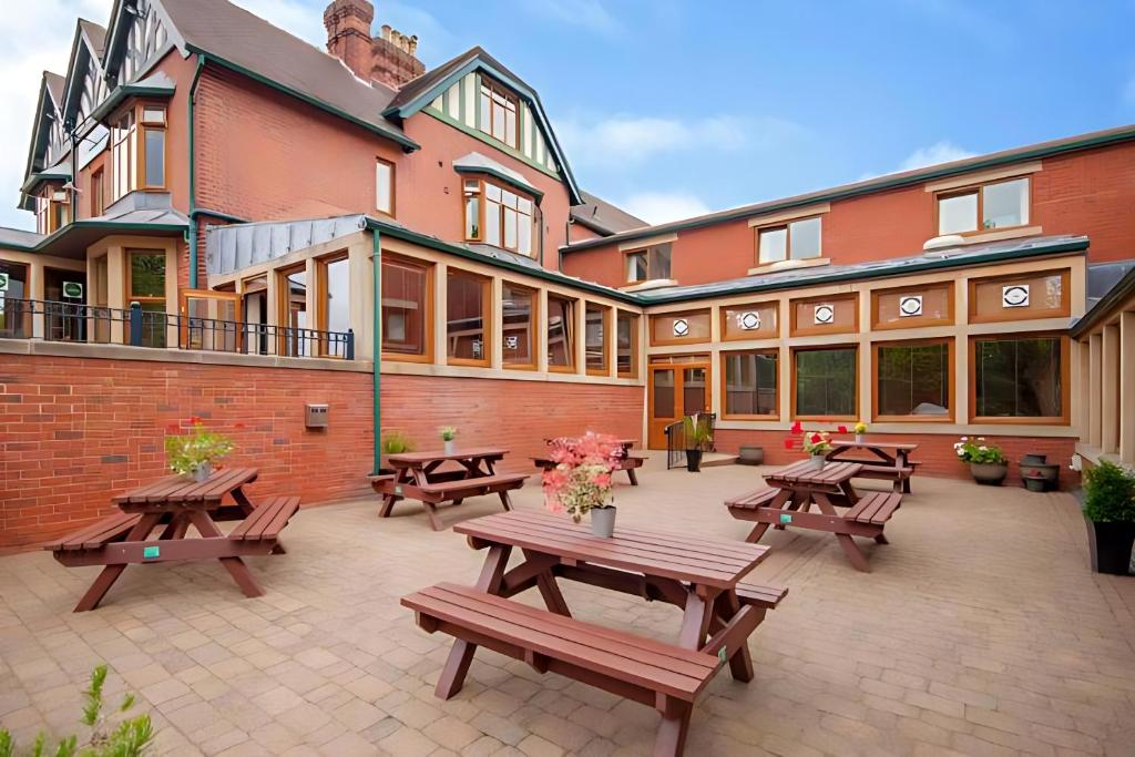 Staindrop Lodge Hotel, Trademark Collection by Wyndham Review