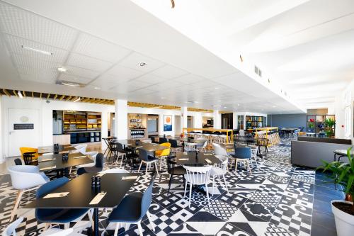 Staycity Aparthotels Near Disneyland Paris - Accommodation Options