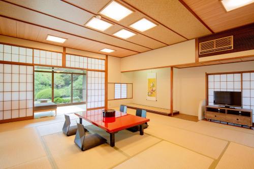 Suisui Garden Ryokan (in the Art Hotel Kokura New Tagawa) - Accommodation and Facilities