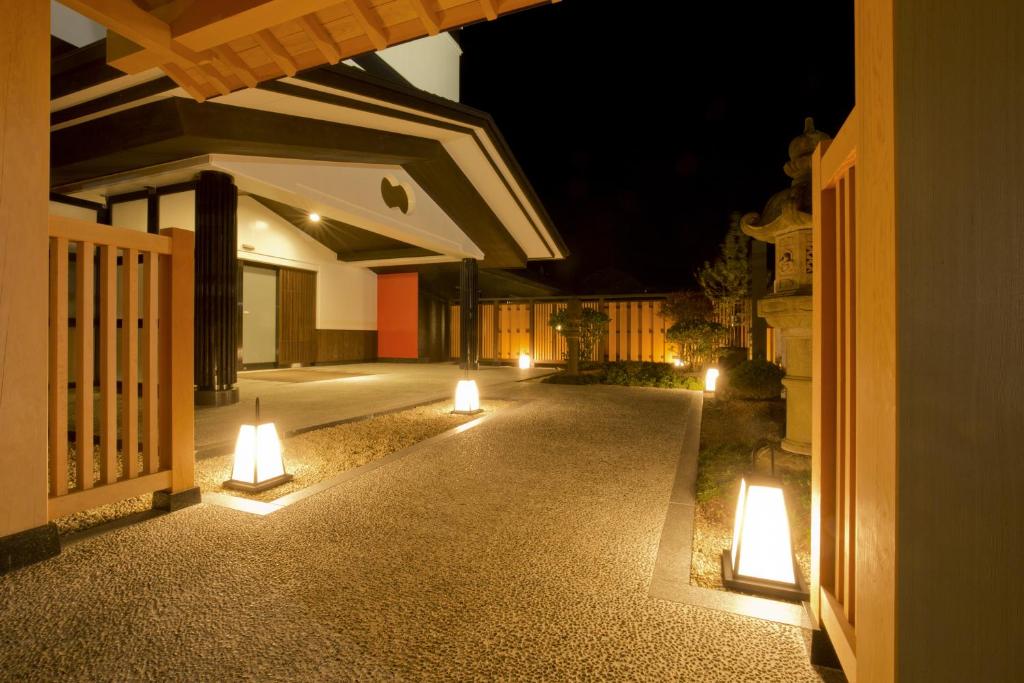 Takamiya Ryokan Beni - Property Overview