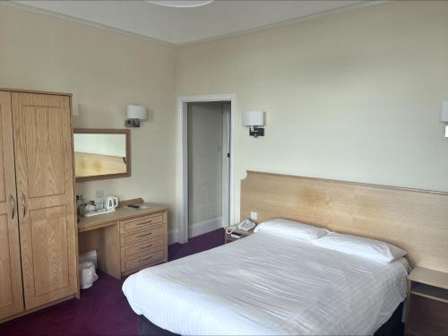 Templestowe Hotel, Number One for Entertainment in Torquay - Facilities and Amenities