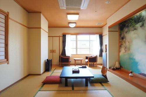 Tenku Yubo Seikaiso - Ideal Location and Accessibility