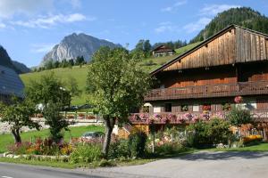 Terra-Beka Lodge - Luxurious Amenities and Features