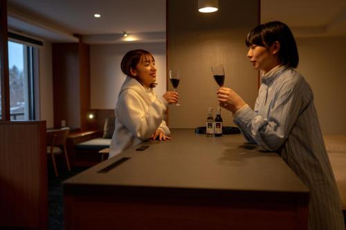 The Beauty of the Jade, Aonobi Yuyu, Ancient Hot Spring of Gen Hakugin - Accommodation Options