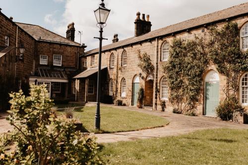 The Boars Head - Cozy Accommodations