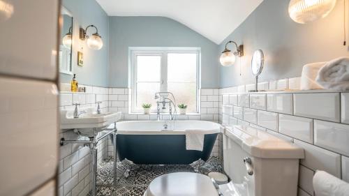 The Bridge - Guest Ratings and Reviews