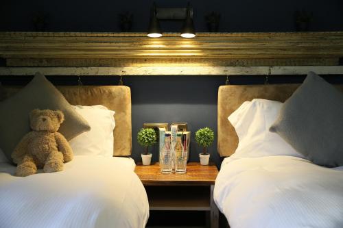 The Bunk Inn - Accommodation and Facilities
