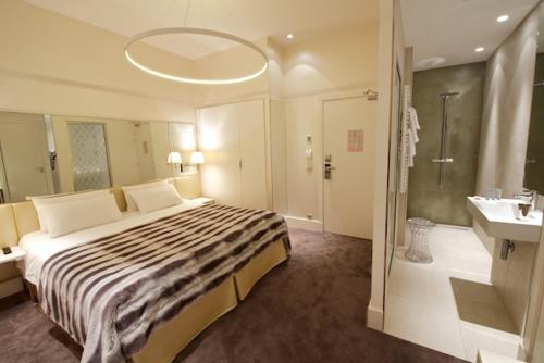 The Caesar Hotel - Amenities and Services Offered